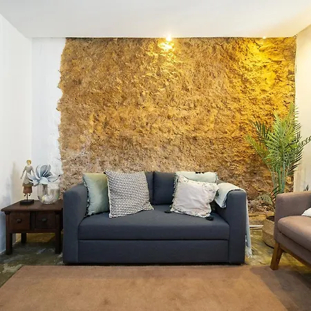 Whome Mid-term Prime Location For D Nomads & R Workers Lisboa